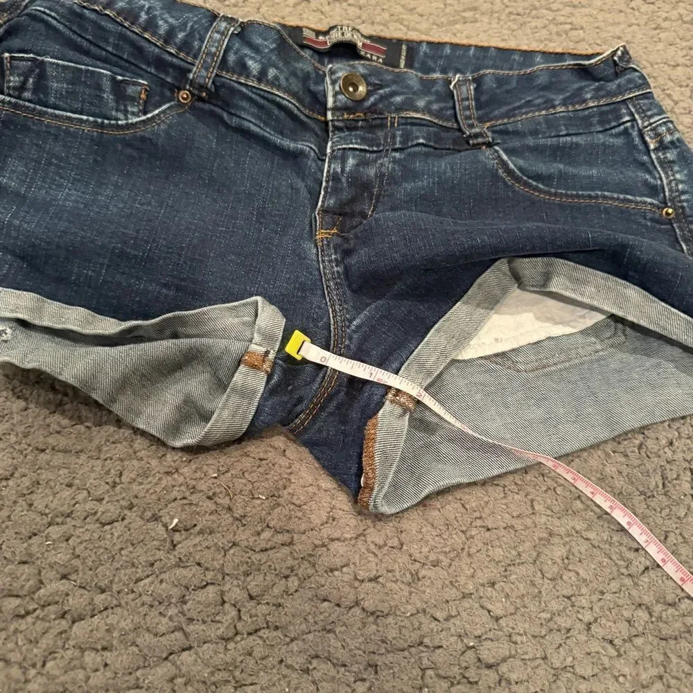 Zara Boyfriend Short Size 6 MMX THE ORIGINAL TRF Collection